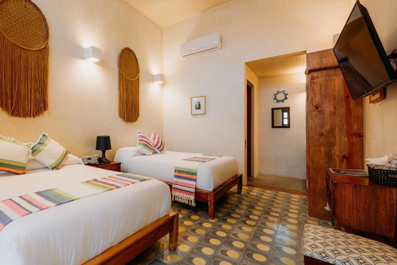 Hotel Waye Valladolid  Kültér fotó